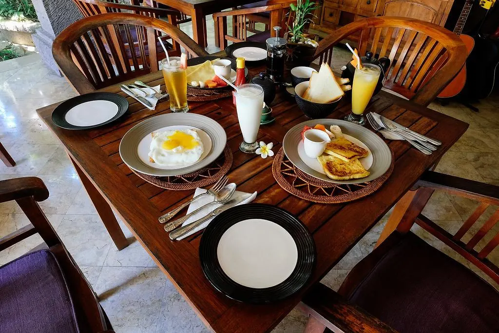 Ellies Hotel Nusa Dua  Guest house