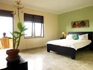 Ellies Hotel Nusa Dua  2*, Nusa Dua (Bali)